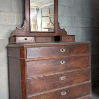 Comò con specchiera di fine 800