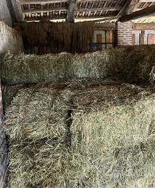 Fieno e paglia in ballette