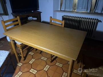 tavolo più sedie