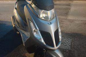 Kymco dink 200i 