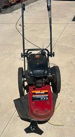 Tagliaerba decespugliatore con ruote a spinta