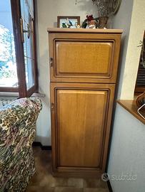 Mobiletto dispensa/stipo in legno 160x60x50