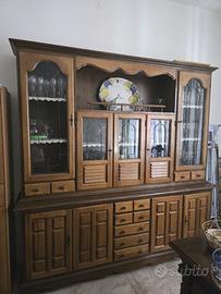 Credenza vintage anni '70 in noce massello