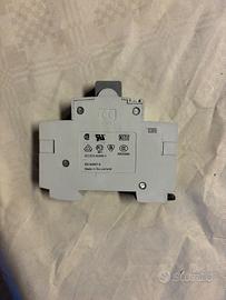 Pulsante ABB E225-11b 16A 250V