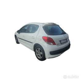 Ricambi usati Peugeot 207 1.4 B/GPL del 2010; KFV