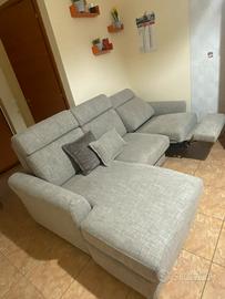 Divano 4 posti seduta lunga+relax