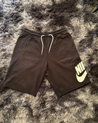 Nike Shorts Neri Logo Grande Bianco Taglia M