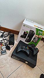XBOX 360 + 2 Joystick