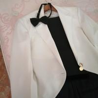 completo da cameriere 