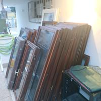 finestre varie stock da riciclo (serre o altro)