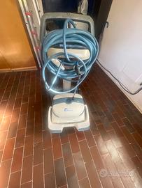 Pulitore piscina Maximus X70