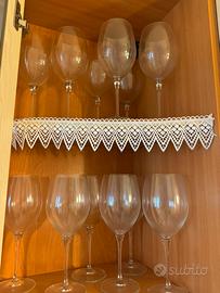 Servizio da 12 calici di vino