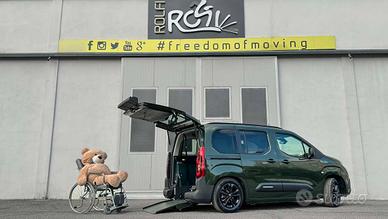 Peugeot Rifter con pianale ribassato per disabili