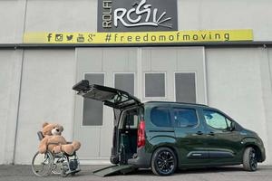 Peugeot Rifter con pianale ribassato per disabili