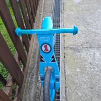 Bici a spinta in legno Bippi