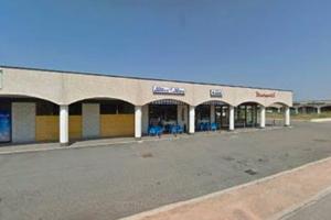 Negozio rustico frazionabile anche in due soluzion