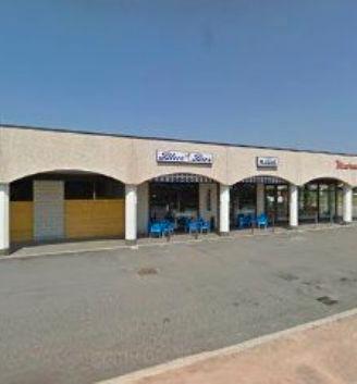Negozio rustico frazionabile anche in due soluzion