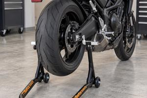 Cavalletto alza moto posteriore Beta