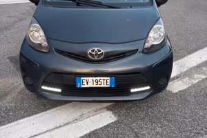 Toyota Aygo 1.0 VVT-i 69 CV 5 porte x-clusiv