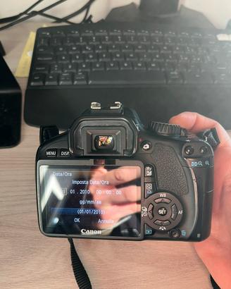 Macchina fotografica canon 550D con accessori