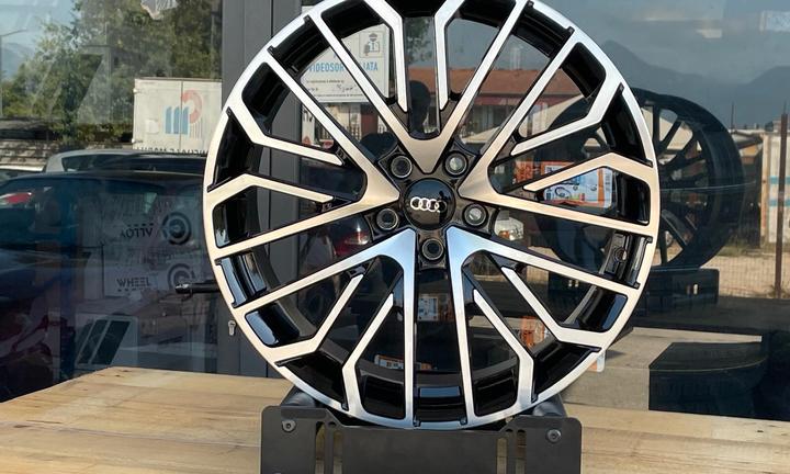 CERCHI IN LEGA NUOVO MODELLO AUDI RS5 19 POLLICI V