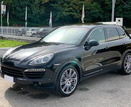 Porsche Cayenne 3.0 Diesel 245 cv Platinum Tetto