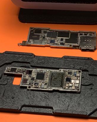 Scheda madre iphone 14 pro max