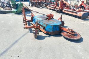 piatto tagliaerba da 1,60 con ruota interfilare
