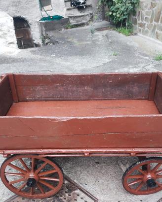 Carretto in legno 
