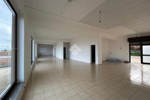 MAGAZZINO A CORIGLIANO-ROSSANO