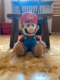 Pupazzo super mario