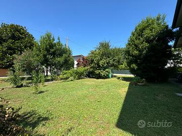 Villa singola con giardino
