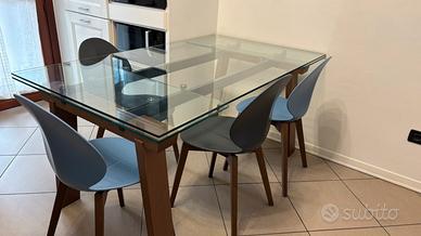 Tavolo Calligaris allungabile cristallo con sedie