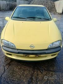 Opel Tigra Anno 1997 | SOLO PER RICAMBI