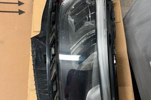 Fanale anteriore DX Jeep Compass 2017-2021.