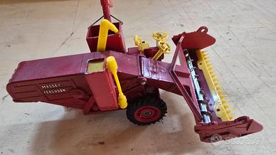 modello auto Corgi Major Toys Massey Ferguson 780