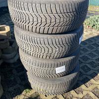 Gomme invernali e cerchi 265/60 R18 Jeep