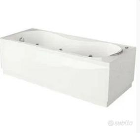 vasca idromassaggio Jacuzzi 