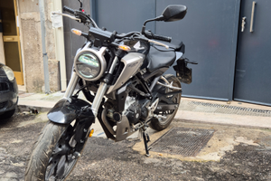 Honda CB125r