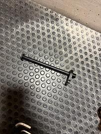 Perno ruota posteriore santacruzv10