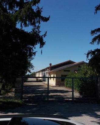 Immobile di 1000 m² con più di 5 locali a Trieste