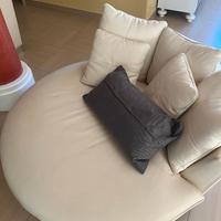 Divano tondo dormeuse made in italy (come nuovo)