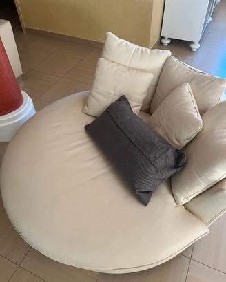 Divano tondo dormeuse made in italy (come nuovo)