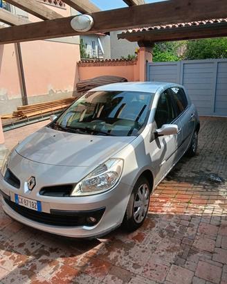 Renault Clio Rip curl