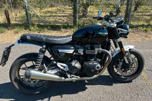 TRIUMPH SPEED TWIN 1200