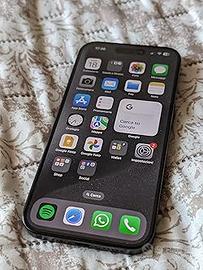 IPhone 15 pro 256 gb