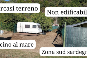 Piccolo terreno vicino al mare