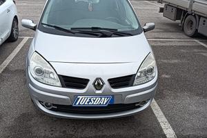 Renault Scénic 1.9 Diesel –130 CV