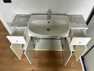 Mobiletto bagno