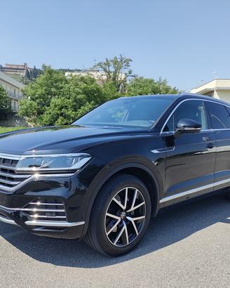 VOLKSWAGEN Touareg 3.0 V6 tdi Elegance 286cv tiptr